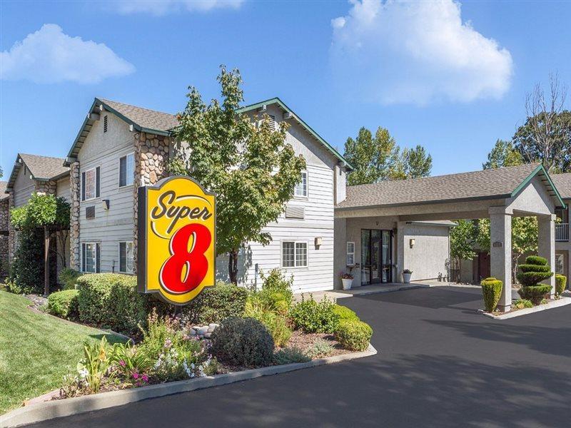 Creekside Inn & Suites Willits Dış mekan fotoğraf