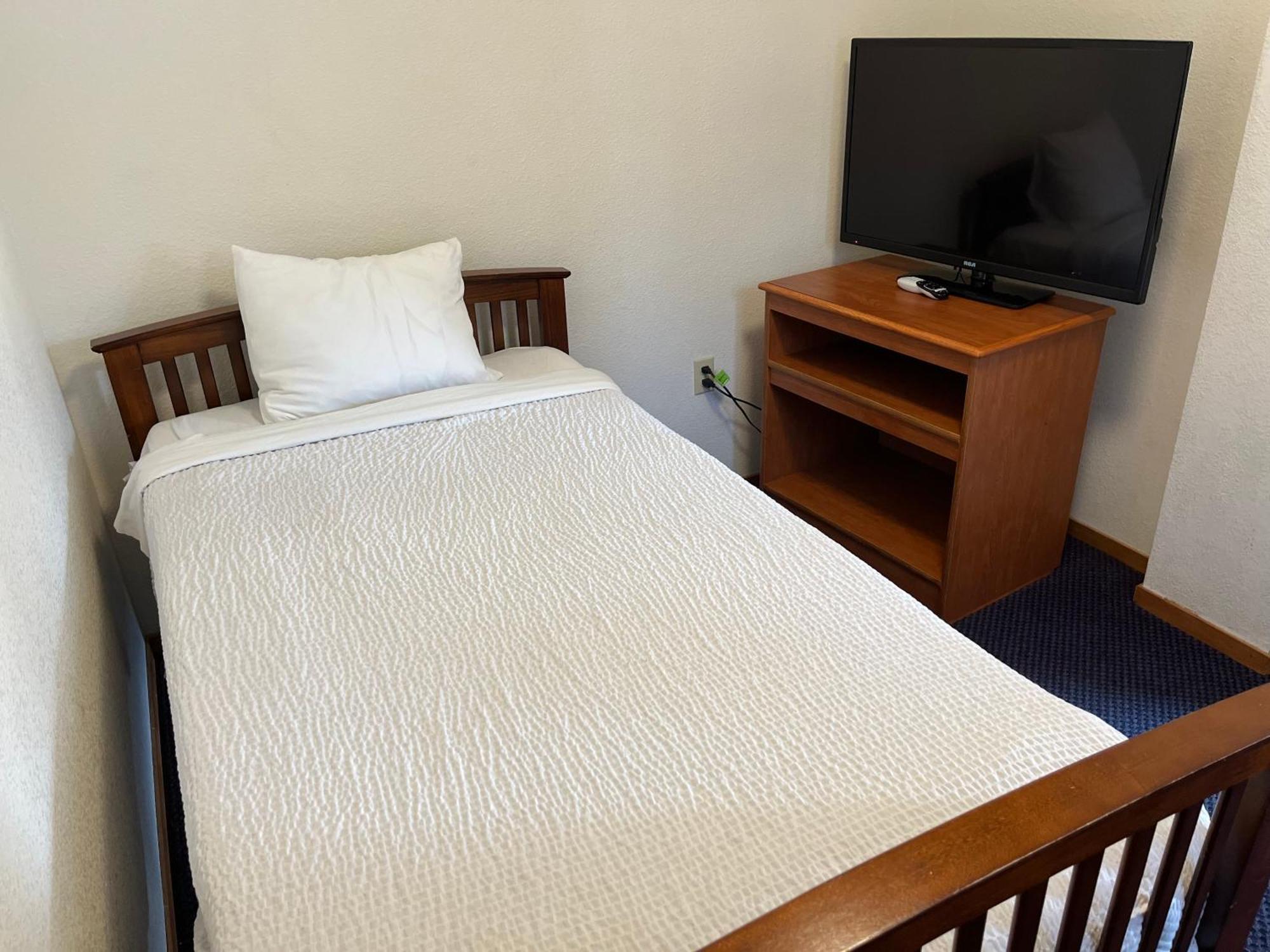Creekside Inn & Suites Willits Dış mekan fotoğraf