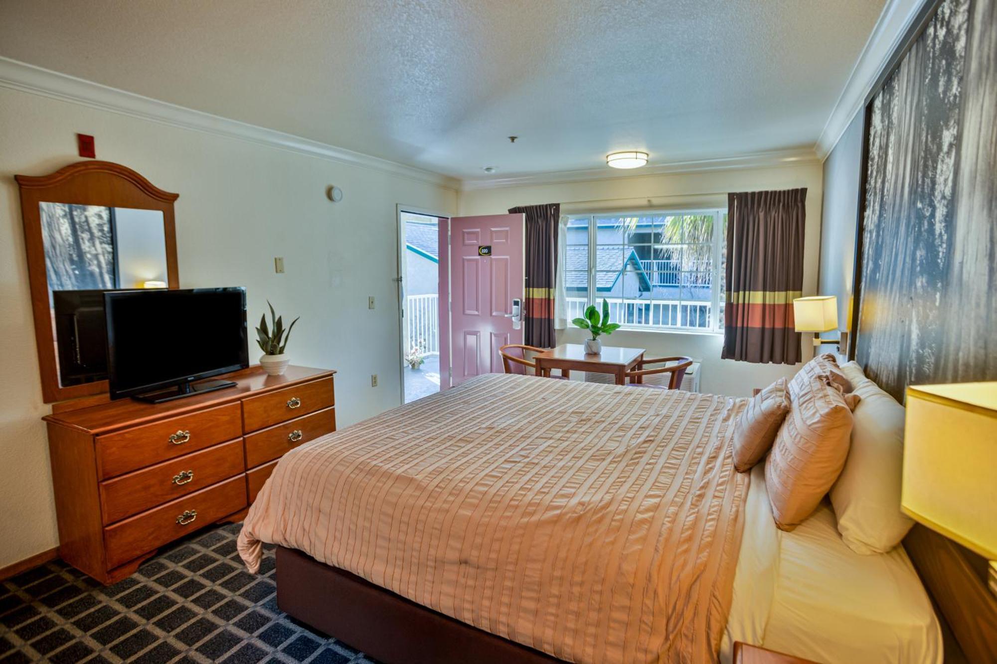 Creekside Inn & Suites Willits Dış mekan fotoğraf