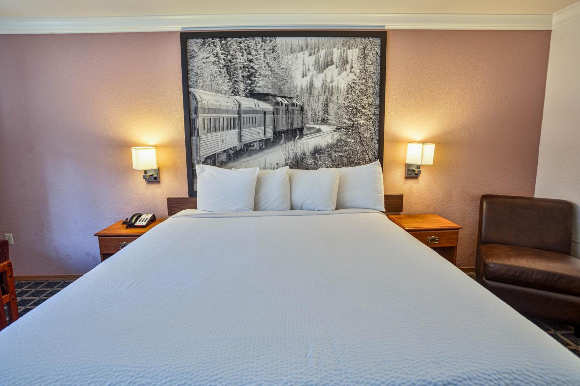 Creekside Inn & Suites Willits Dış mekan fotoğraf