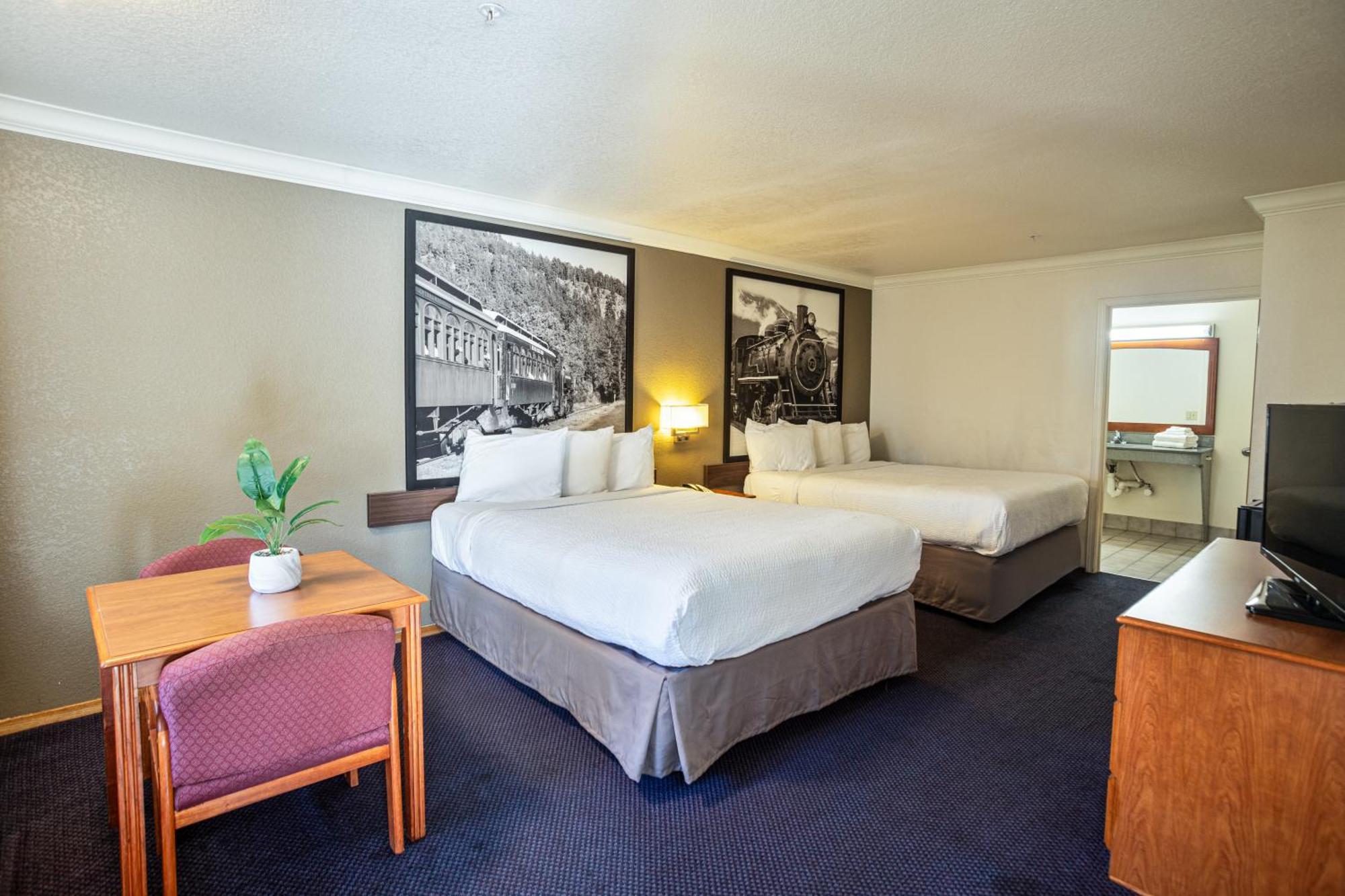 Creekside Inn & Suites Willits Dış mekan fotoğraf