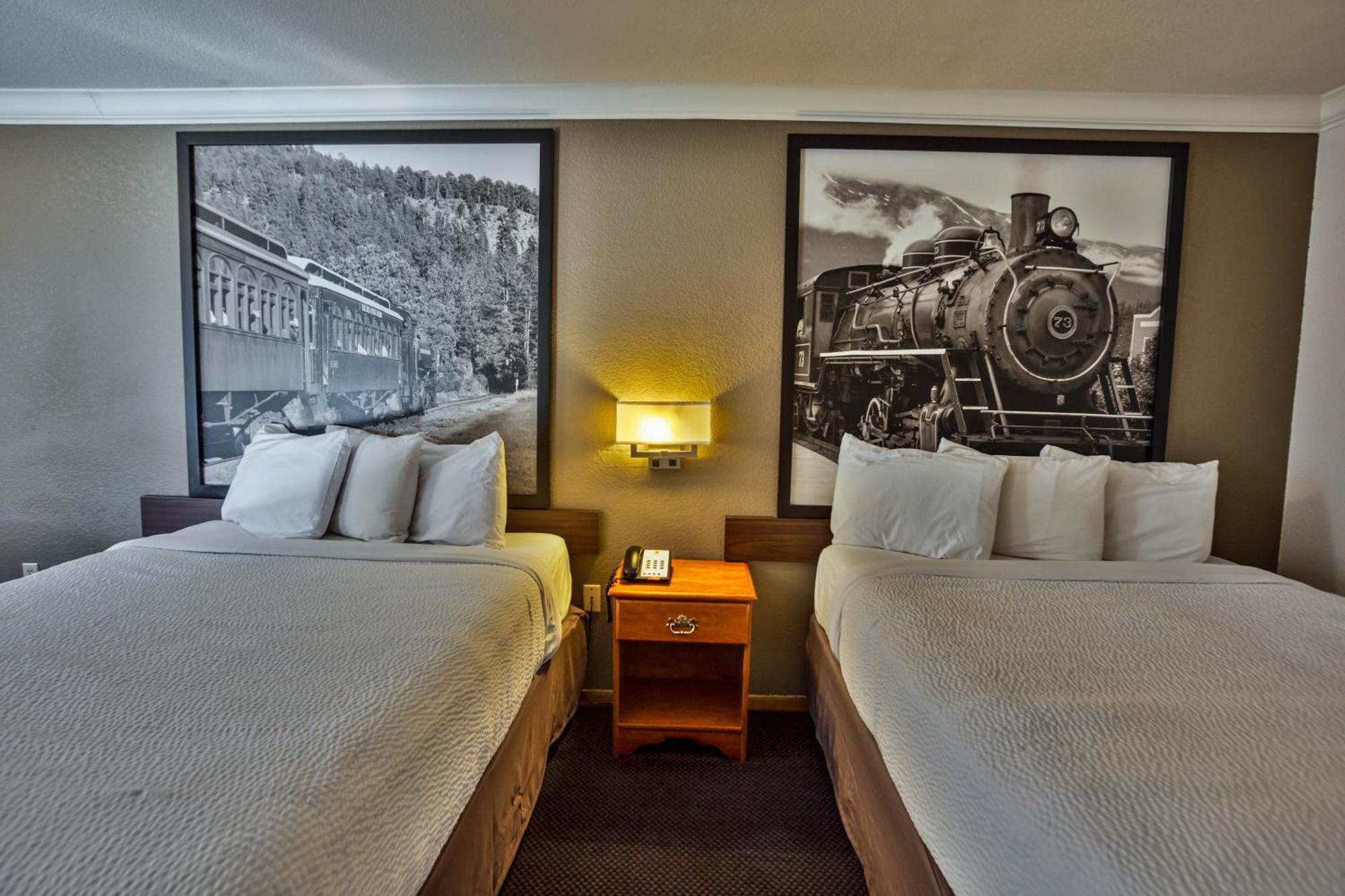Creekside Inn & Suites Willits Dış mekan fotoğraf