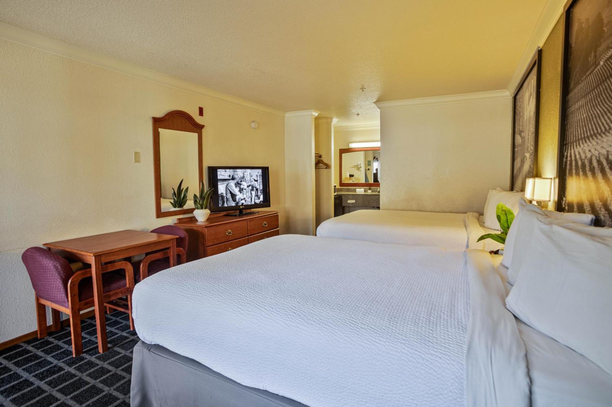 Creekside Inn & Suites Willits Dış mekan fotoğraf